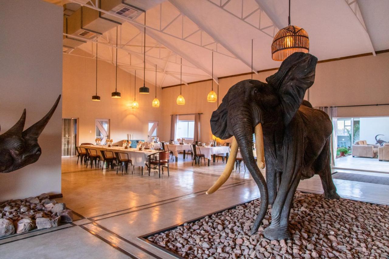 Ugab Game Farm & Lodge Vingerklip Dış mekan fotoğraf
