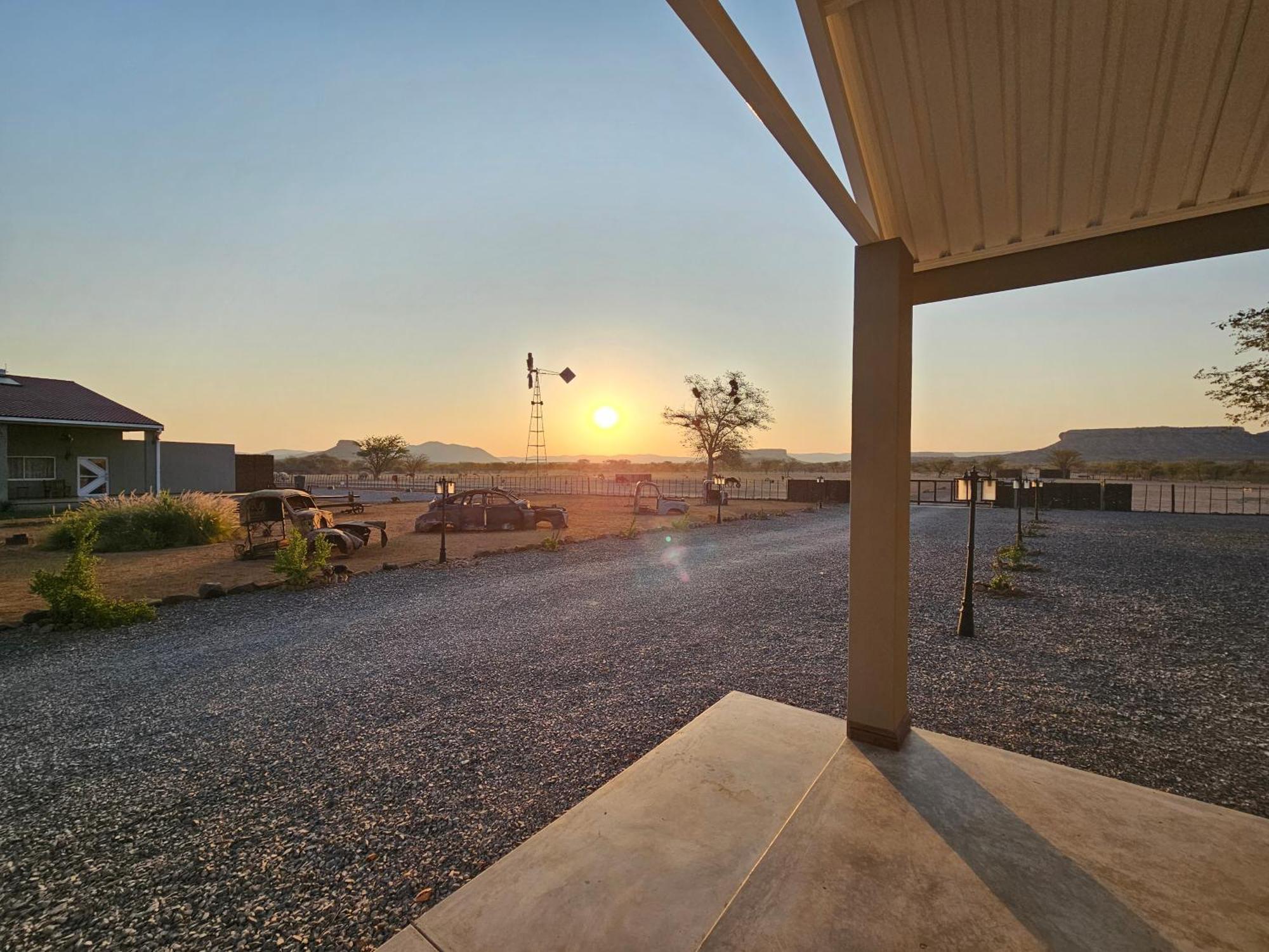 Ugab Game Farm & Lodge Vingerklip Dış mekan fotoğraf